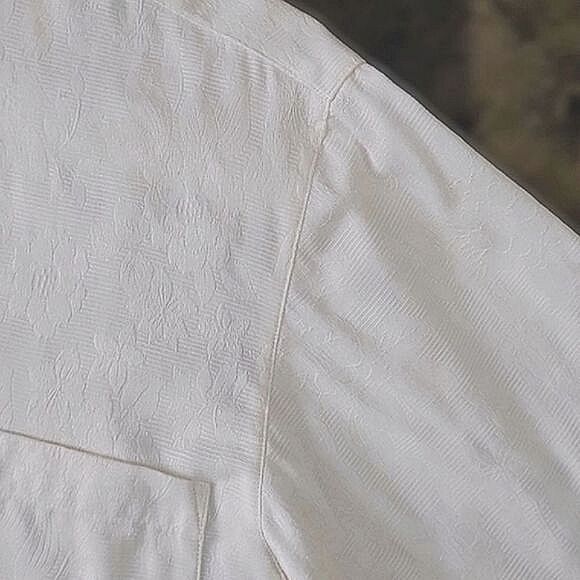 Vtg Talbots ivory floral textured long sleeve button-down shirt - Picture 13 of 14